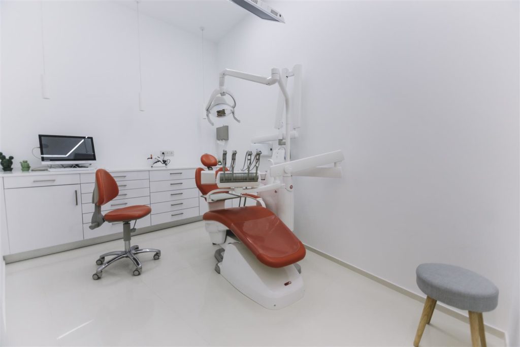 CLINICA DENTAL ARTIS125 (Large) Clínica Dental ARTIS Cuenca